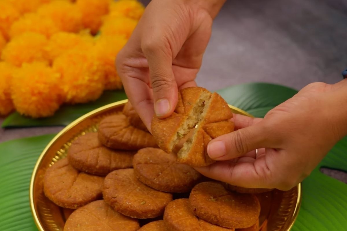 Bihari Style Thekua served